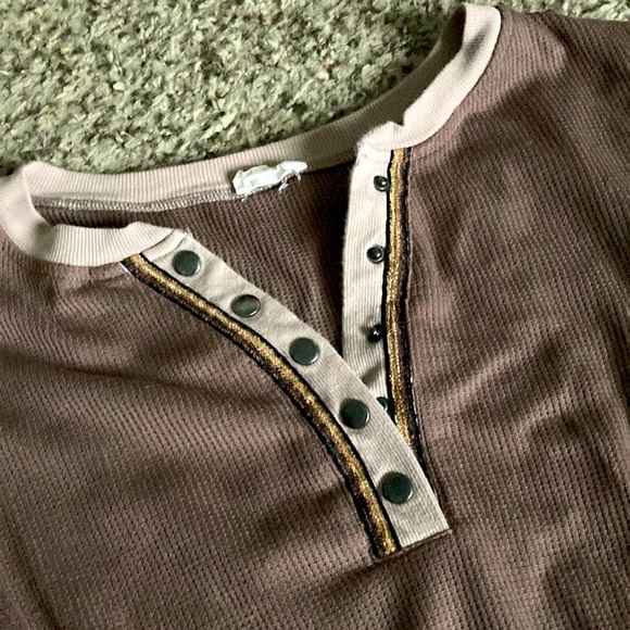 Hem & Thread size small - Picture 2 of 4